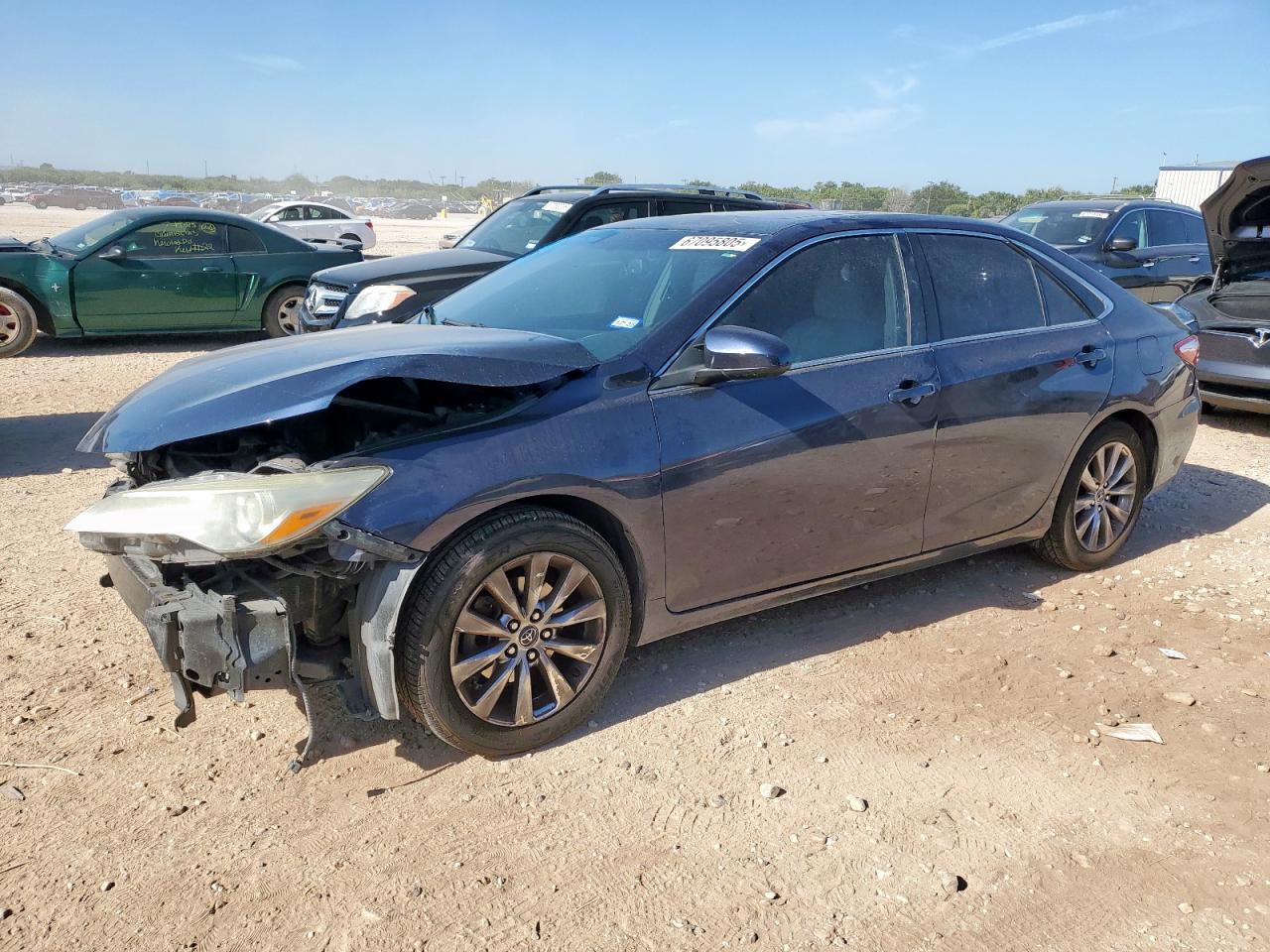 2015 Toyota Camry le LE