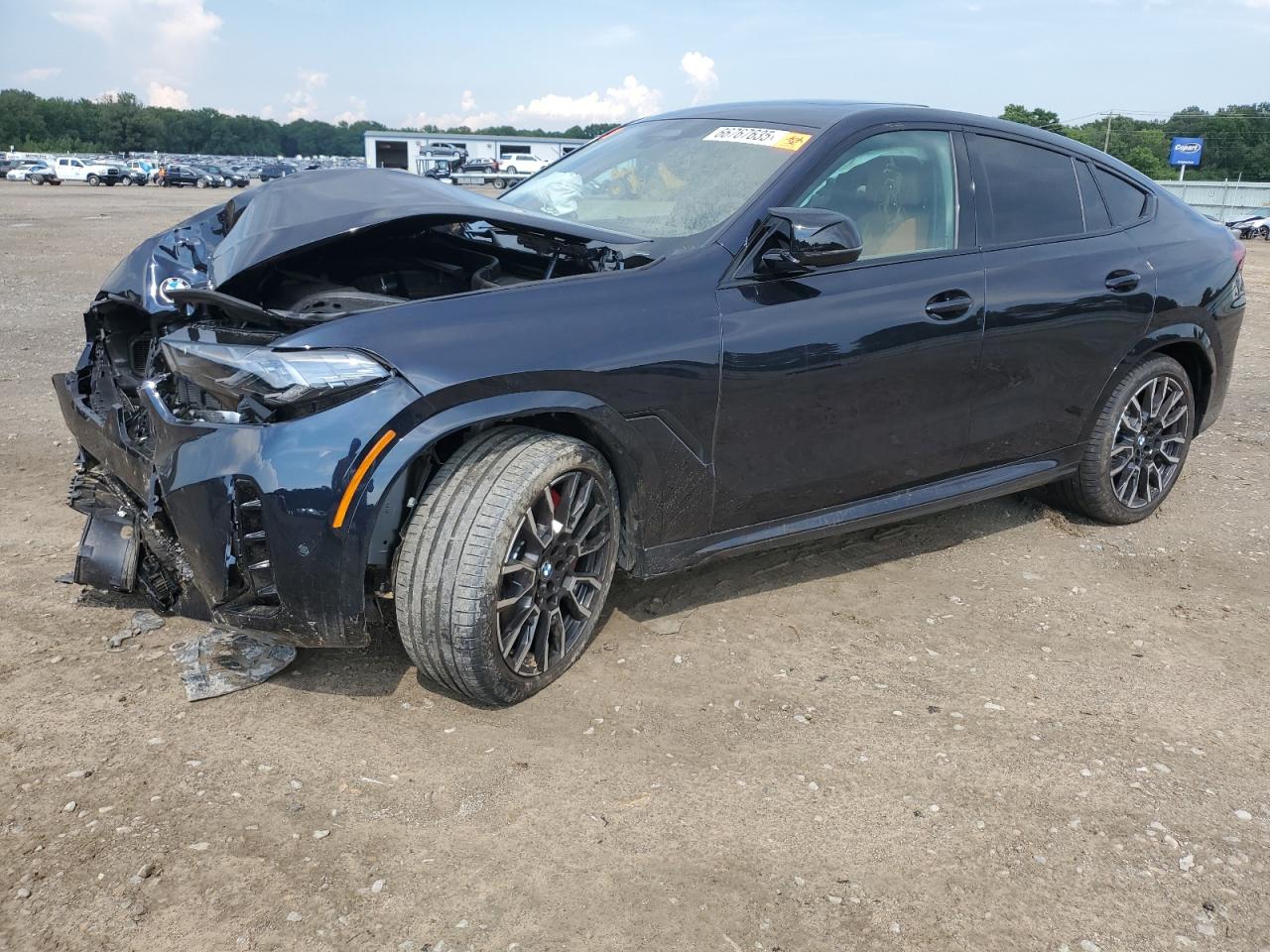 BMW X6 m60i