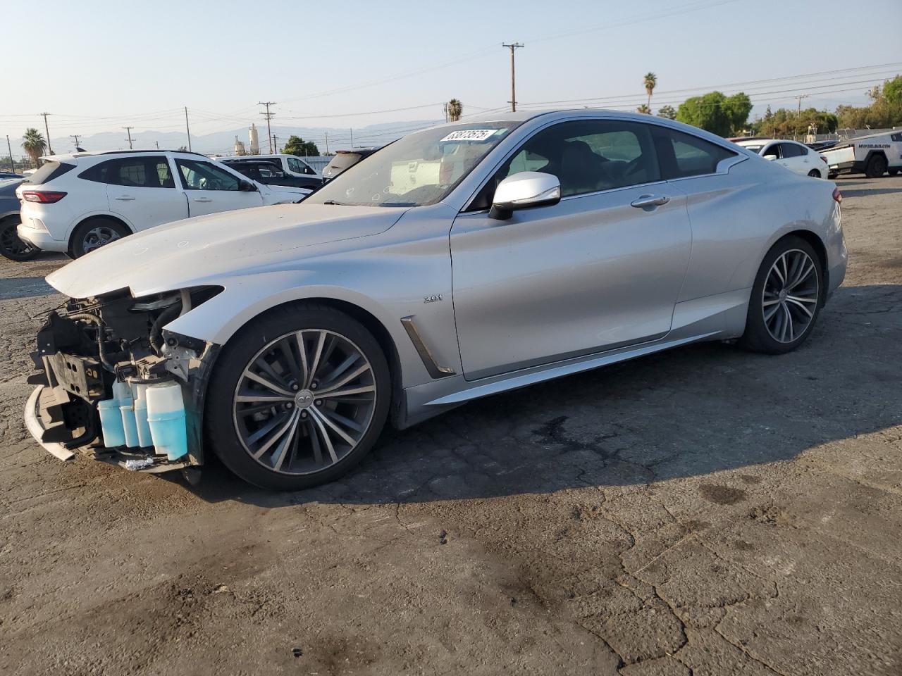Infiniti Q60 luxe 3