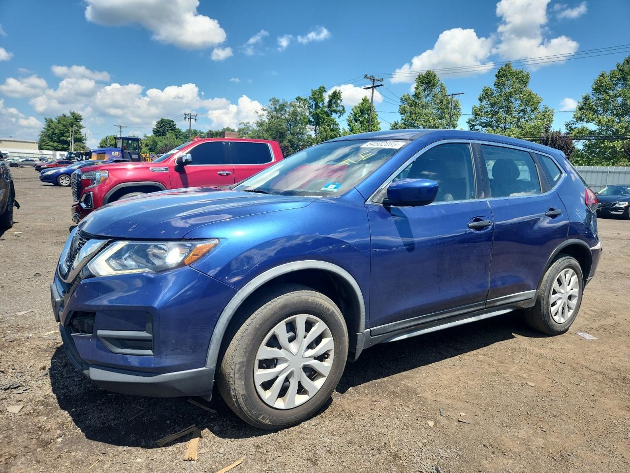 2018 Nissan Rogue s S