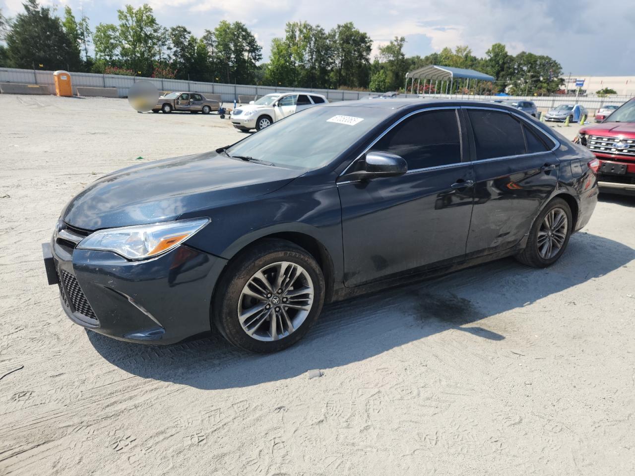 2016 Toyota Camry le LE