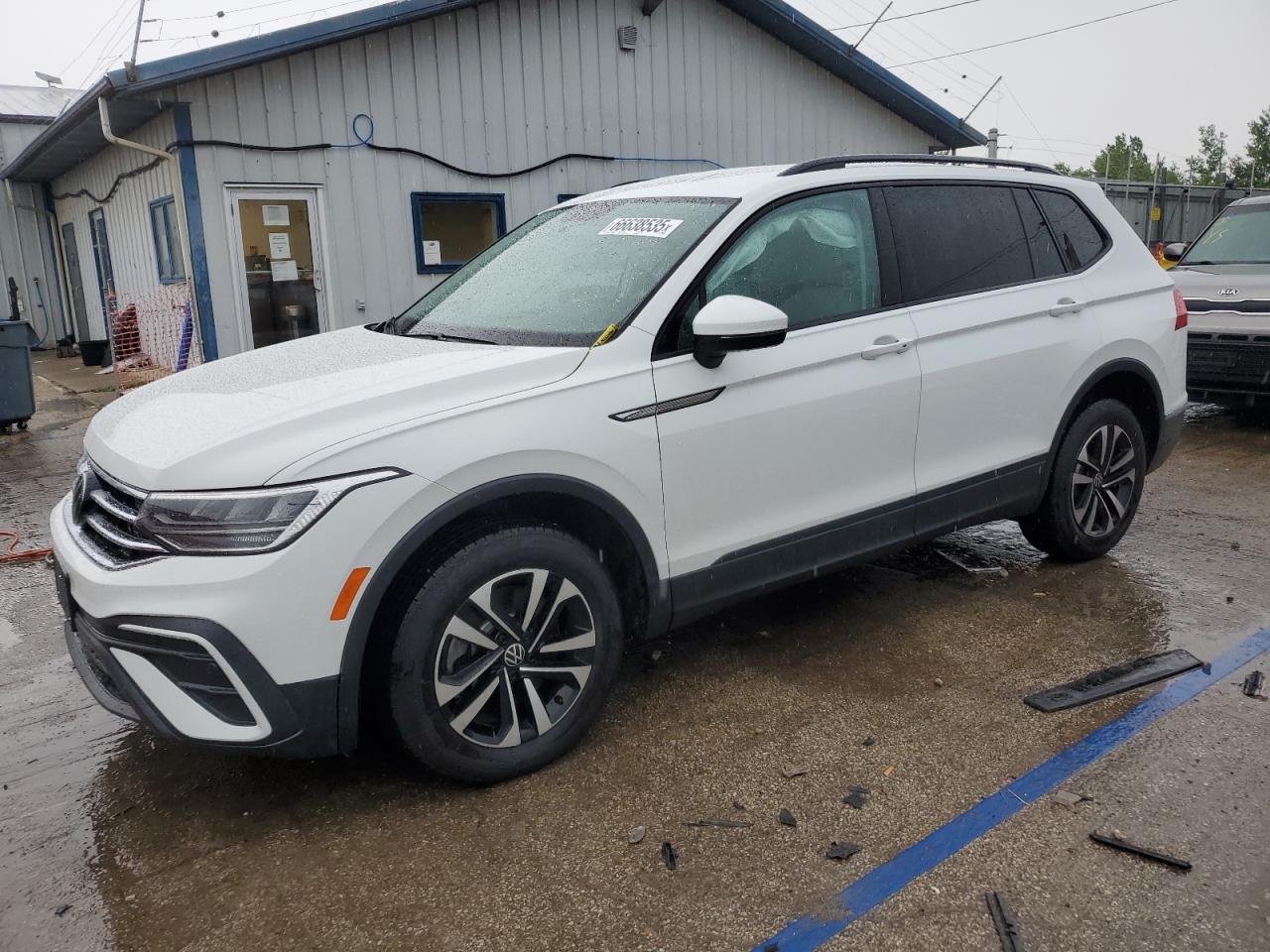 2022 Volkswagen Tiguan s S