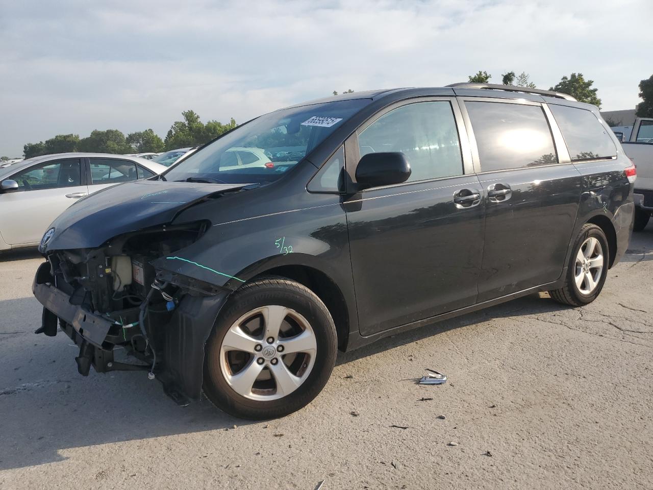 2014 Toyota Sienna le LE