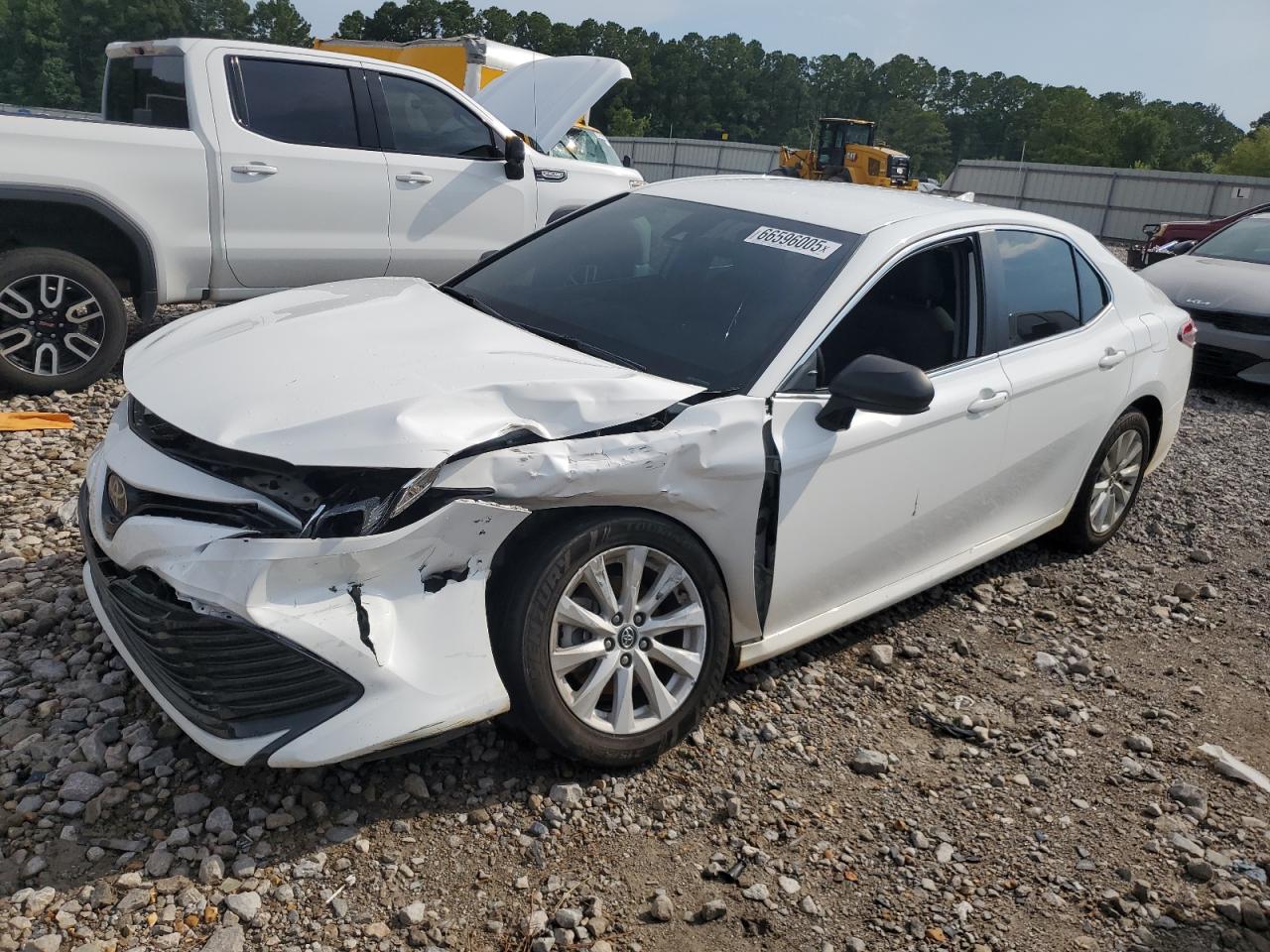 2020 Toyota Camry le LE