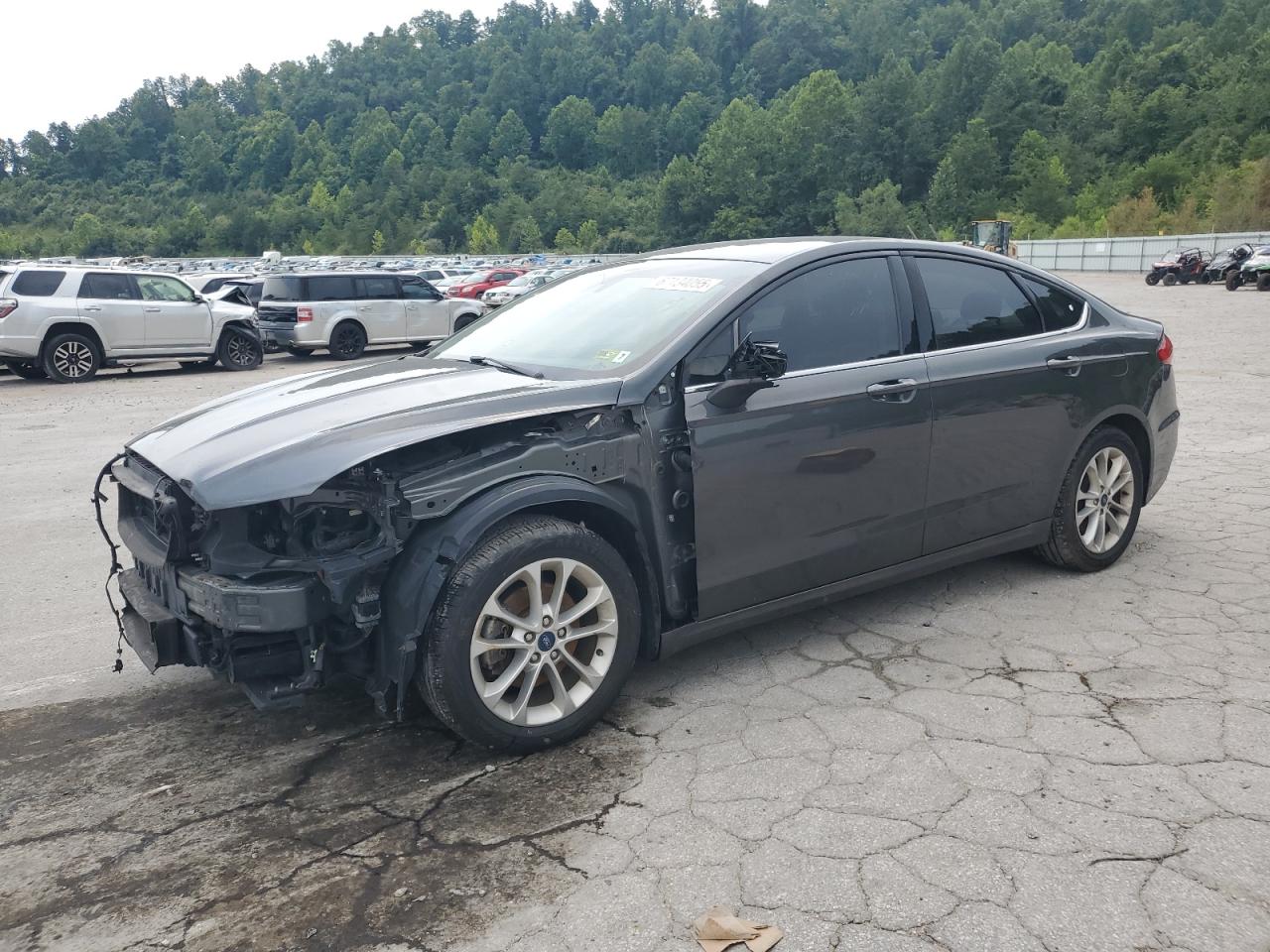 2019 Ford Fusion se SE