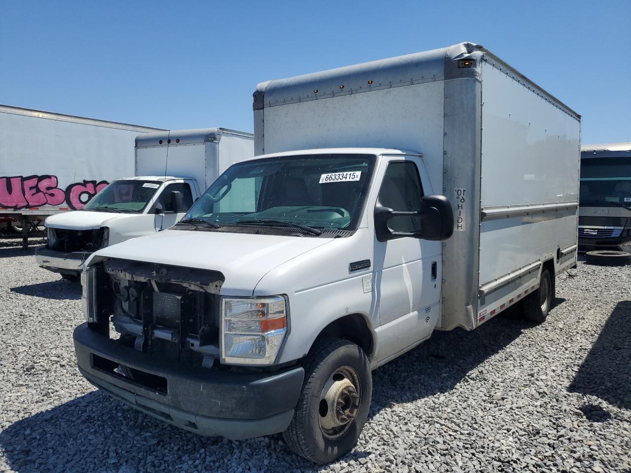 2018 Ford Econoline E350