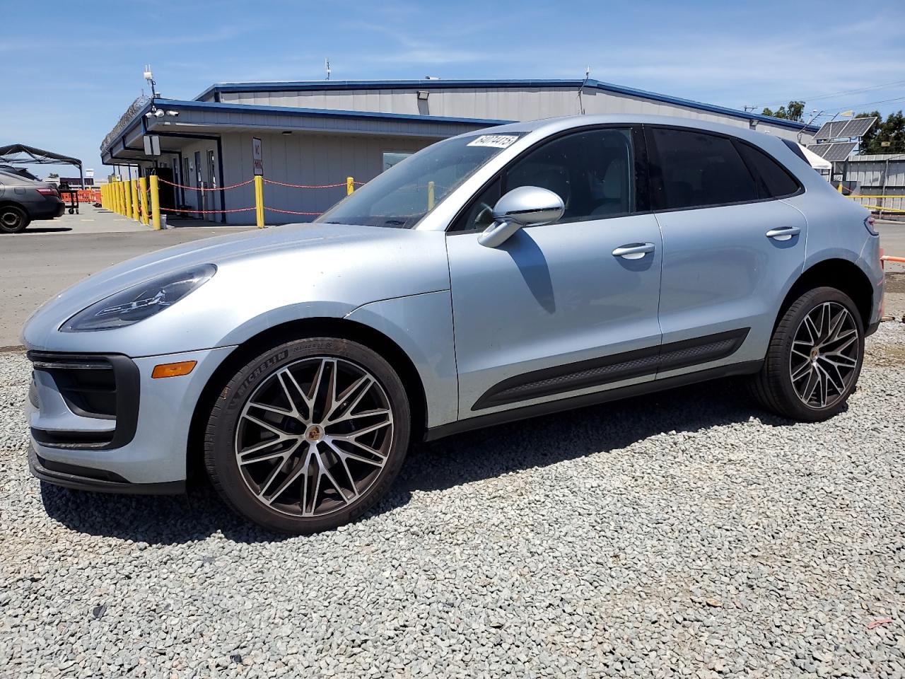 2025 Porsche Macan Base