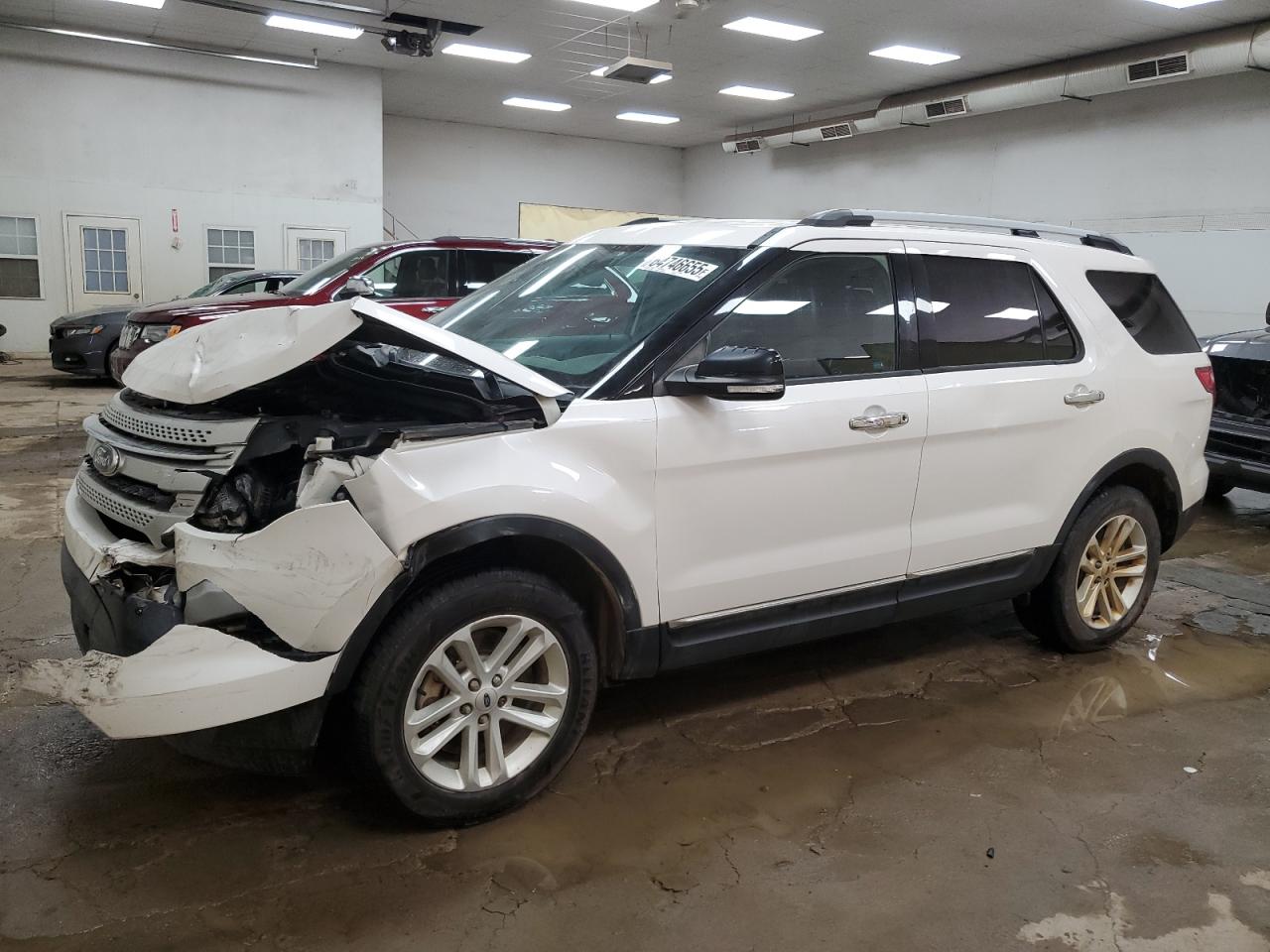 2015 Ford Explorer x XLT