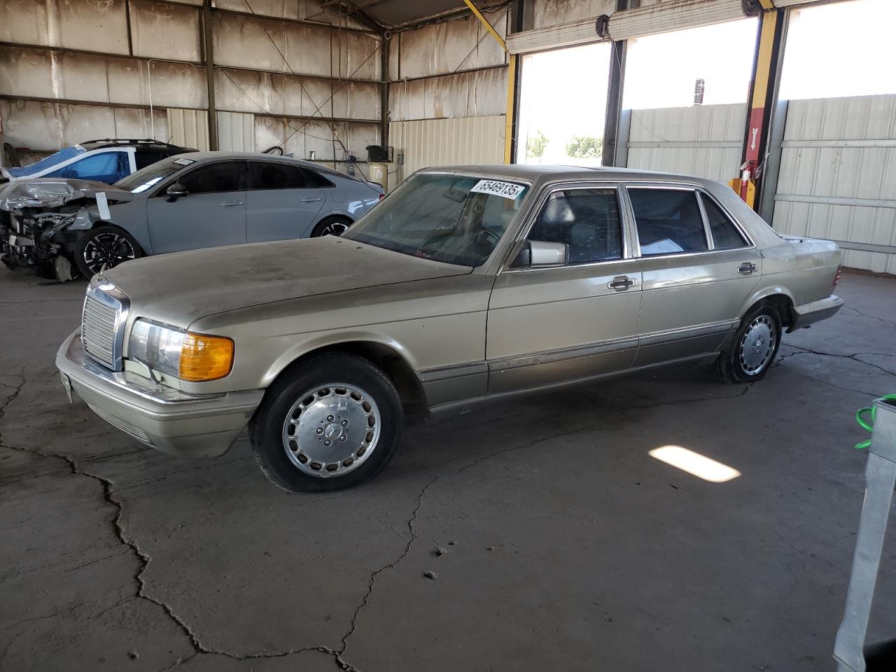 Mercedes-benz 560 sel