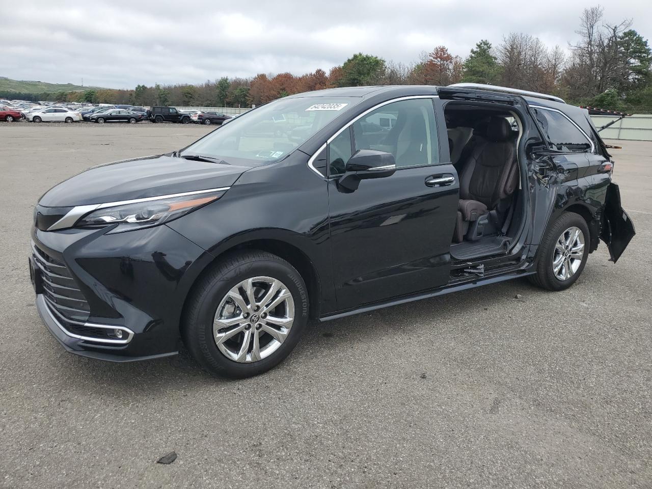 2024 Toyota Sienna lim LIMITED