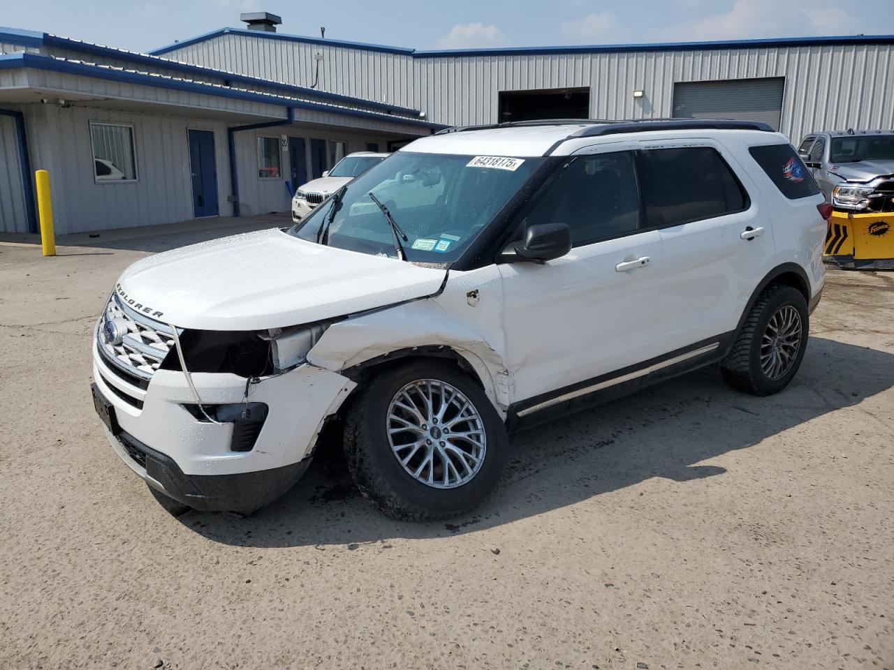 Ford Explorer x