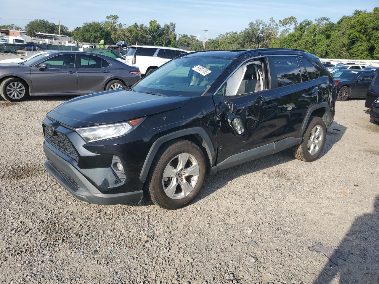 2021 Toyota Rav4 xle XLE