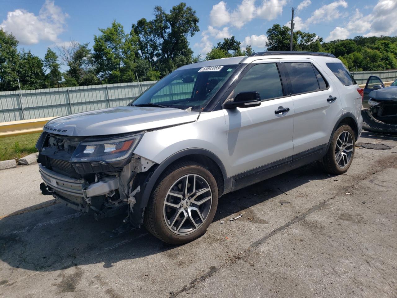 2018 Ford Explorer sport SPORT