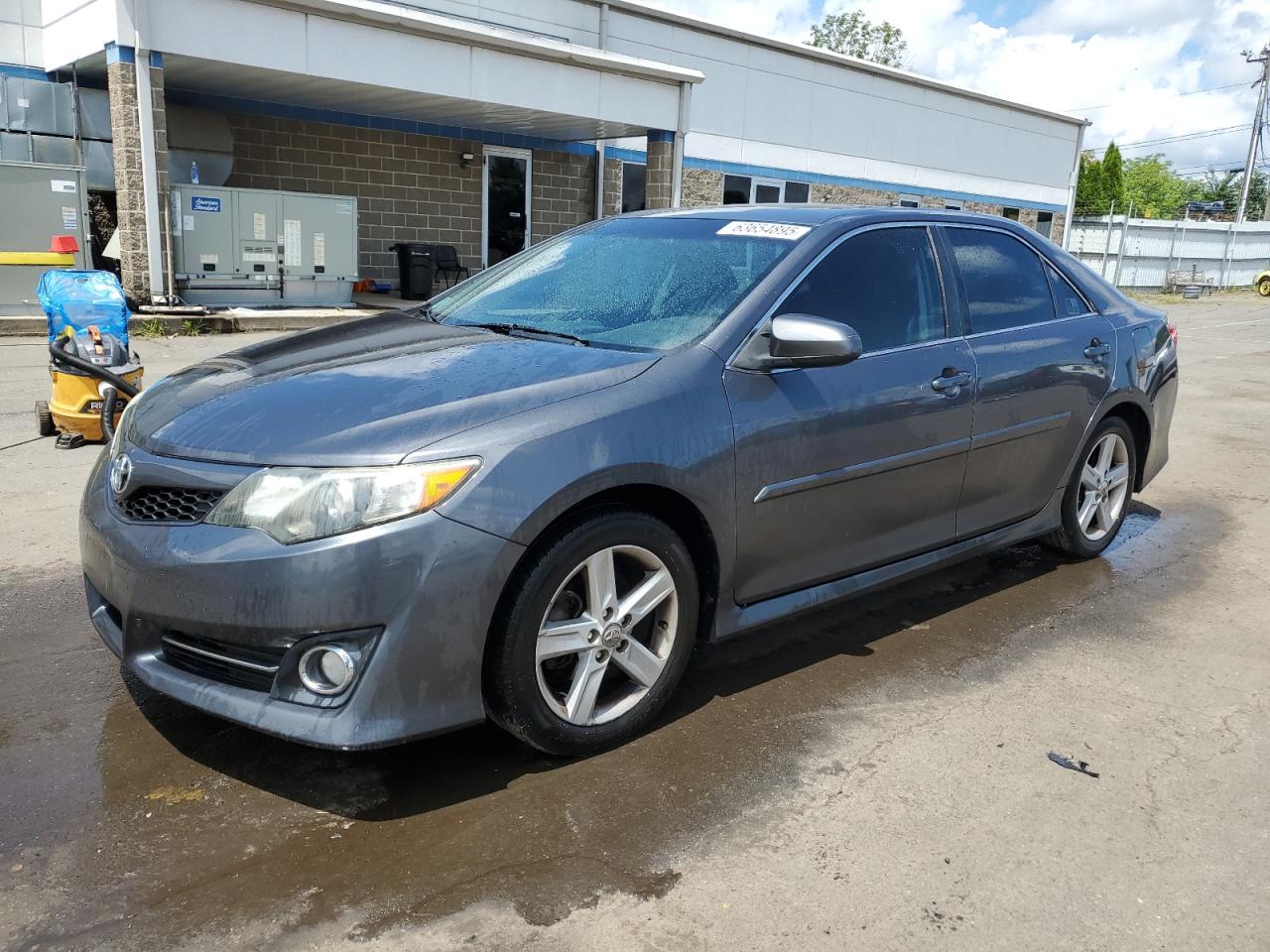 2012 Toyota Camry base BASE