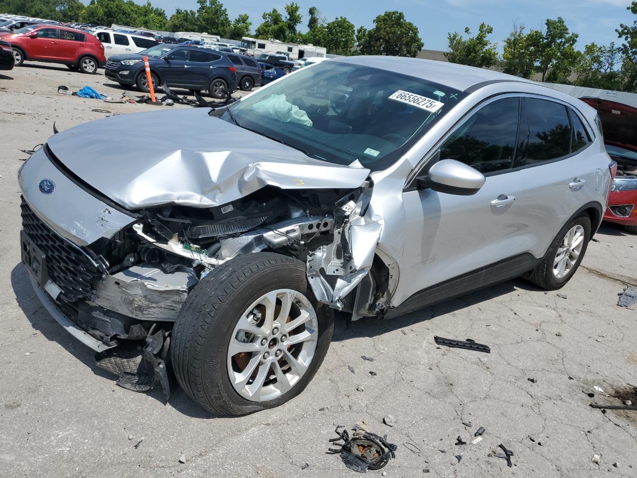 2020 Ford Escape se SE