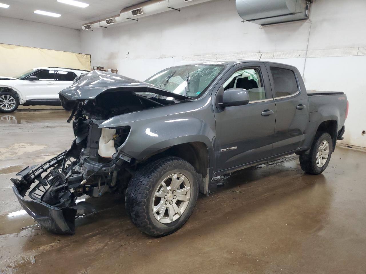 2017 Chevrolet Colorado l LT
