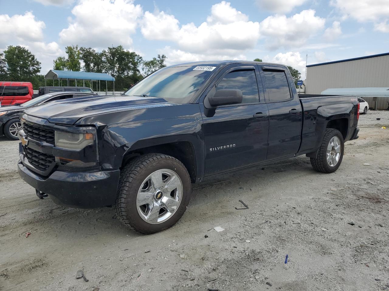 2017 Chevrolet Silverado k1500 custom K1500 CUSTOM