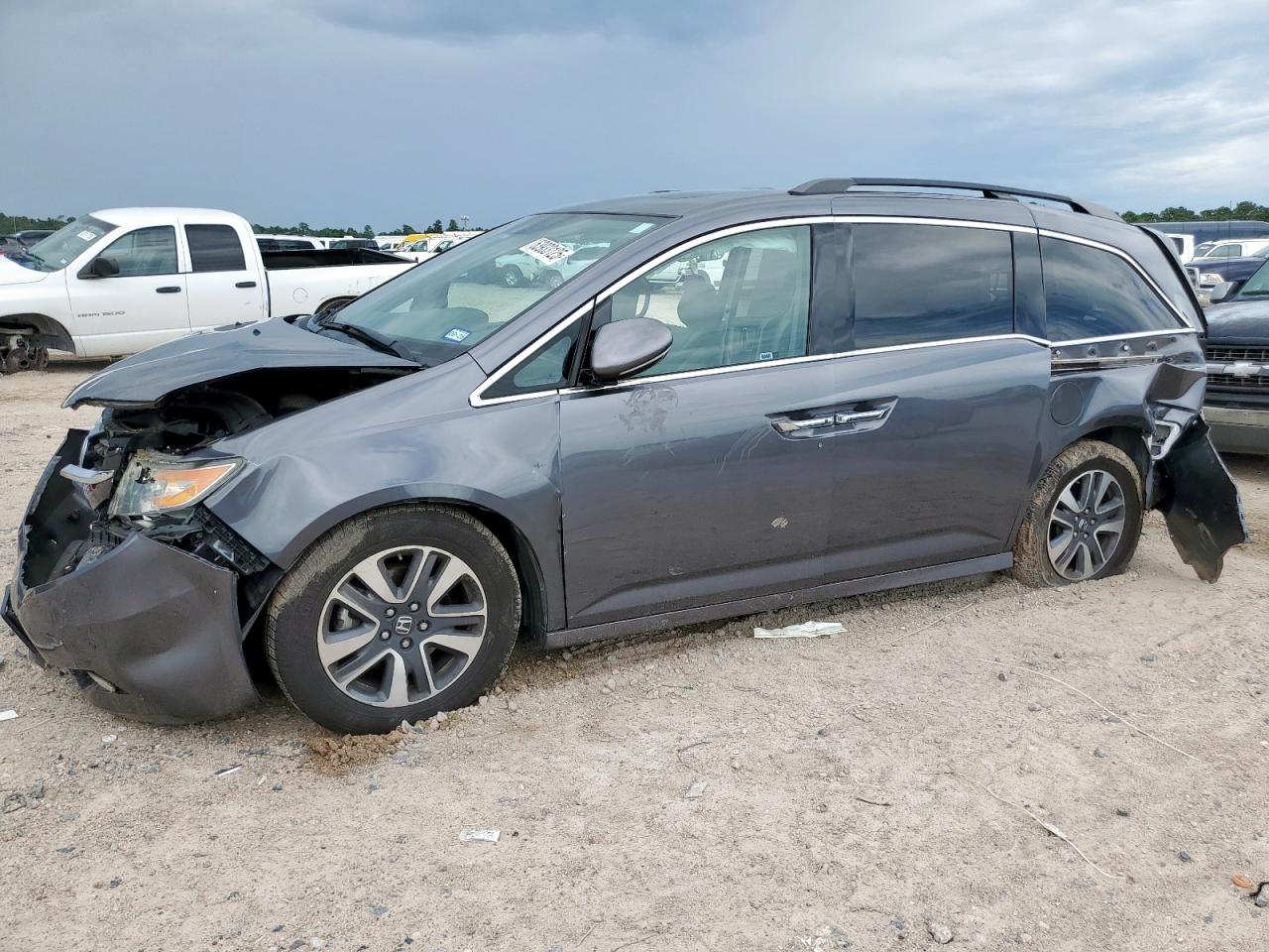 2017 Honda Odyssey to TOURING