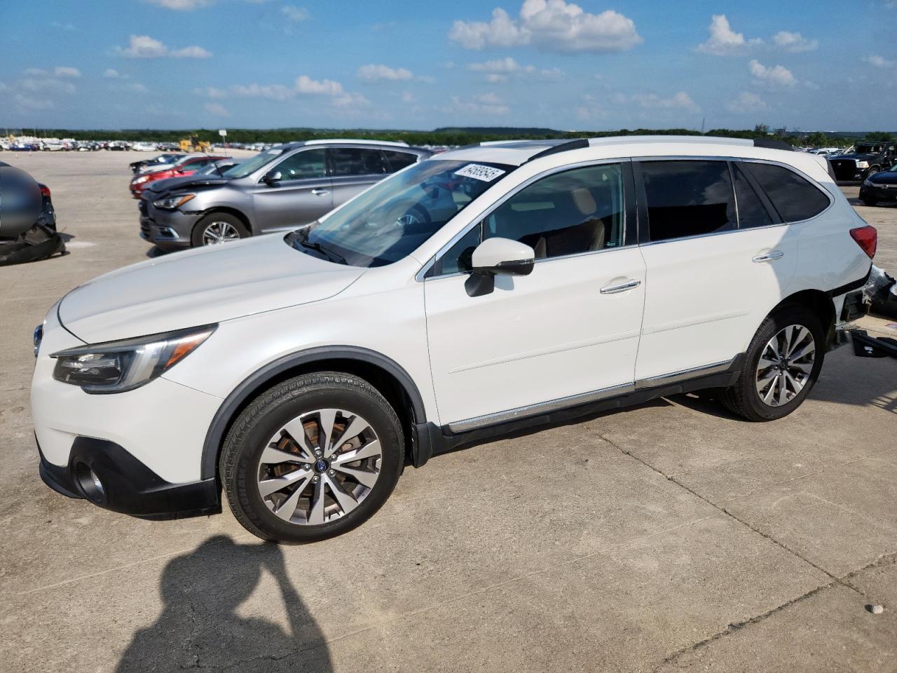 2018 Subaru Outback to TOURING