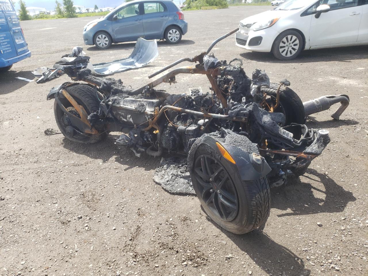 2011 Can-am Spyder roa