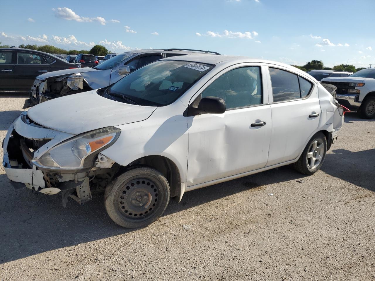 2015 Nissan Versa s S