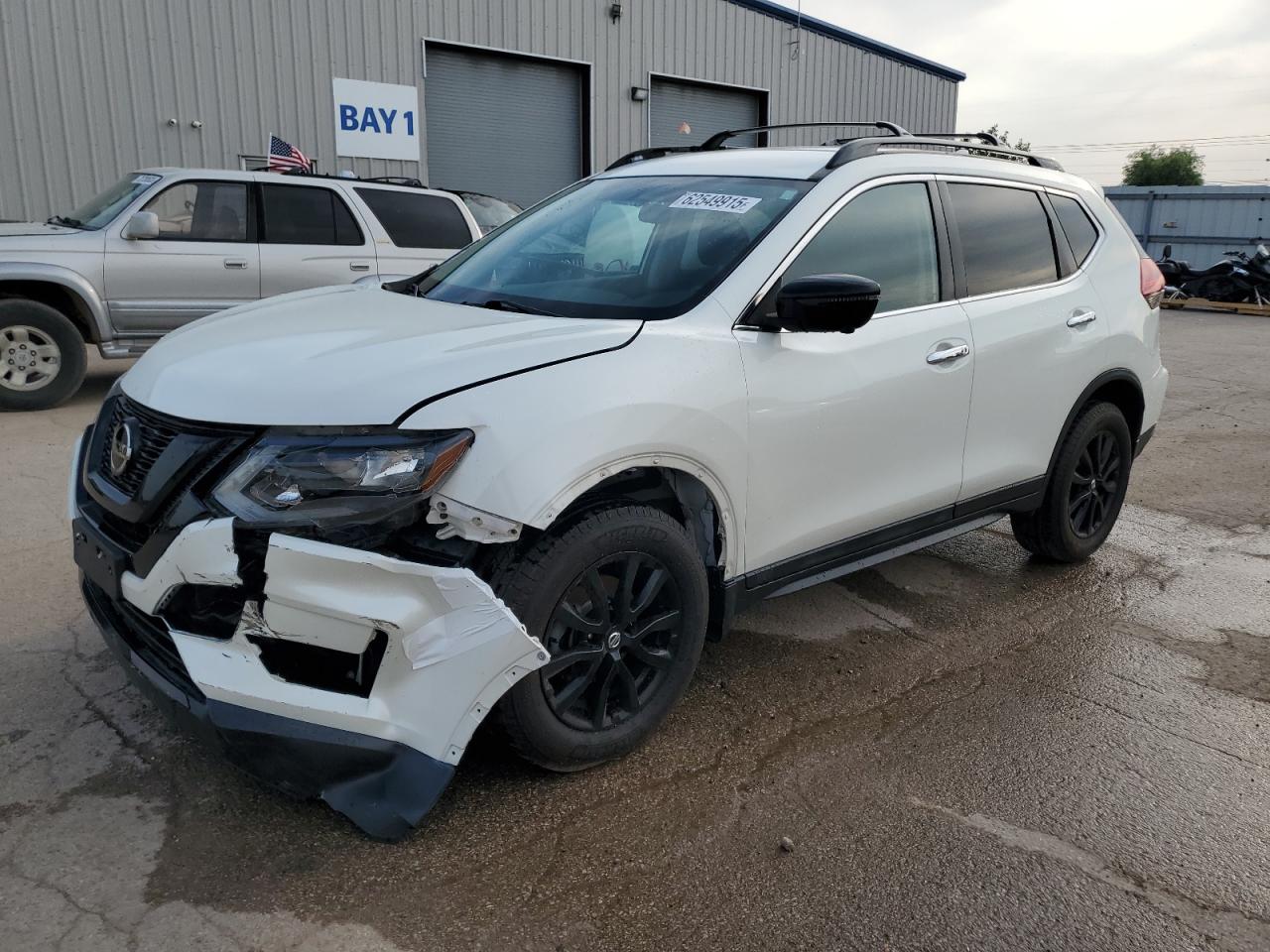 2018 Nissan Rogue s S