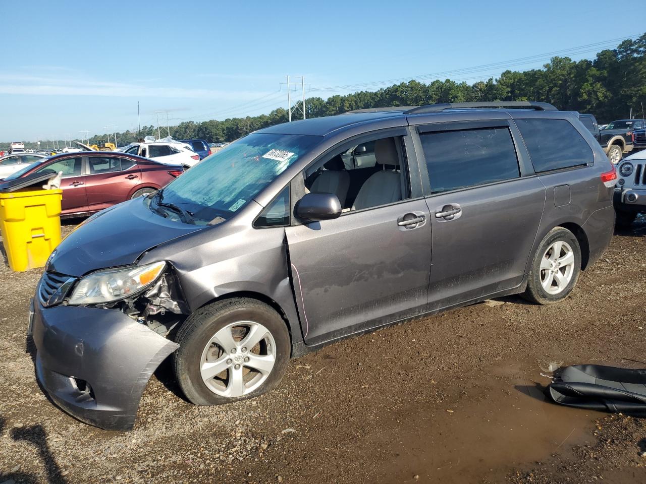 2013 Toyota Sienna le LE