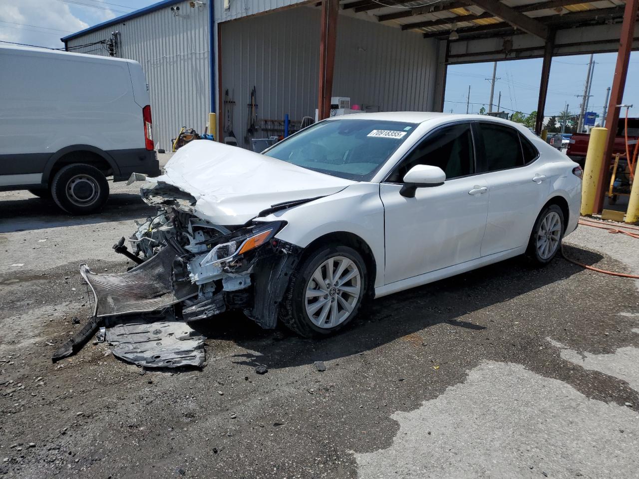 2022 Toyota Camry le LE