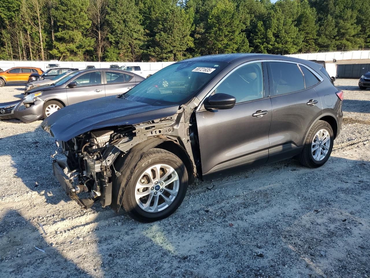 2020 Ford Escape se SE
