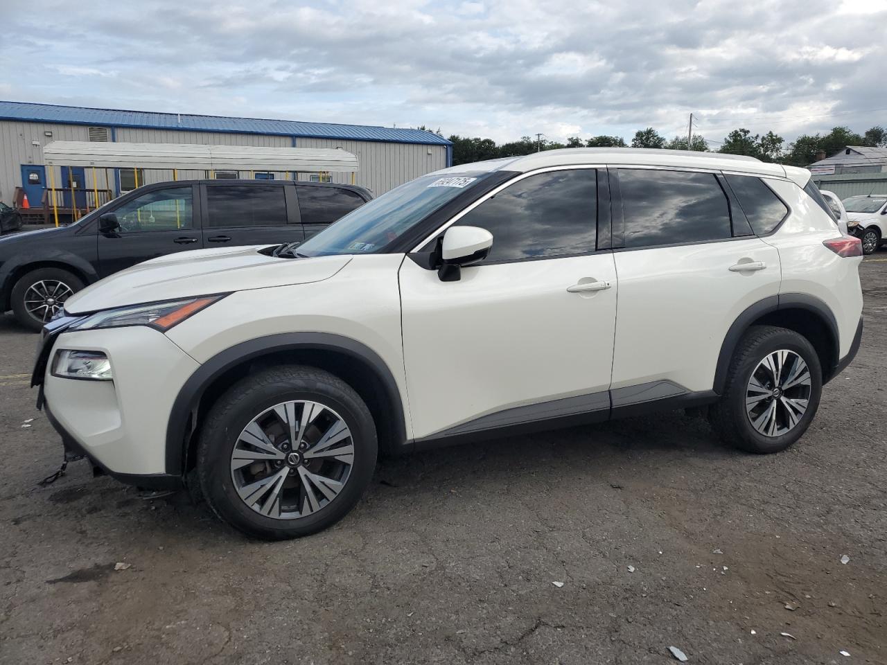 2021 Nissan Rogue sv SV