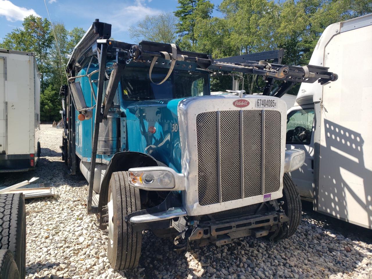 2023 Peterbilt 389