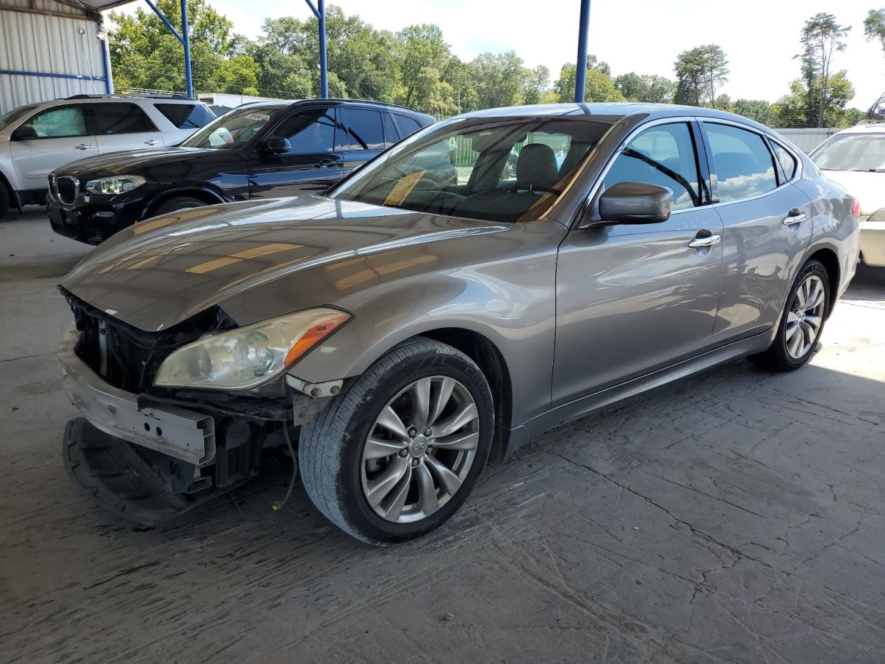 2012 Infiniti M37