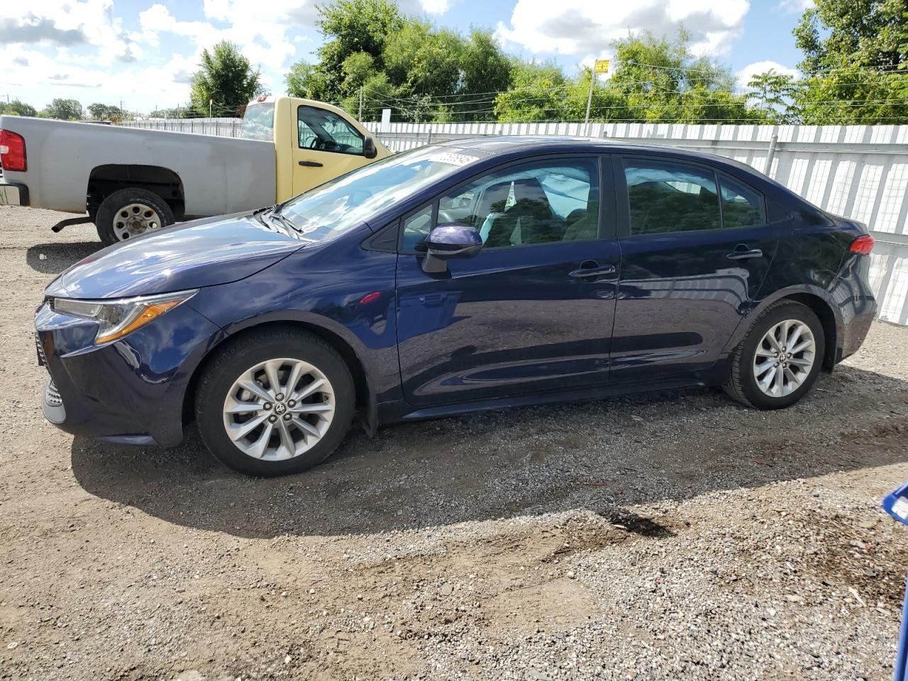 2022 Toyota Corolla le LE