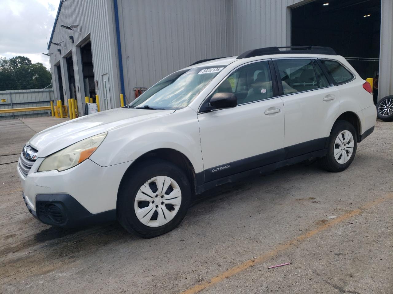 2013 Subaru Outback 2. 2.5I