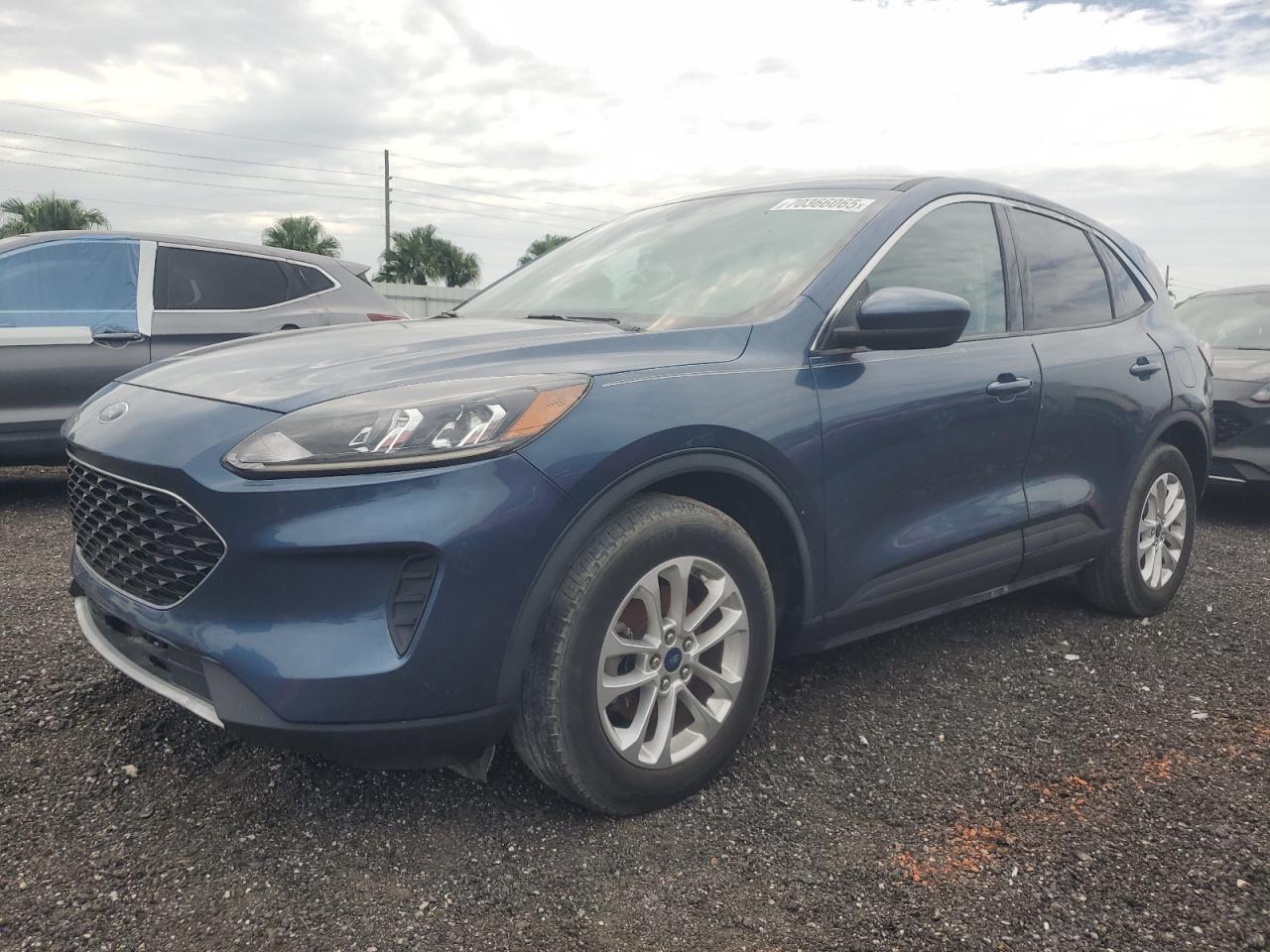 2020 Ford Escape se SE