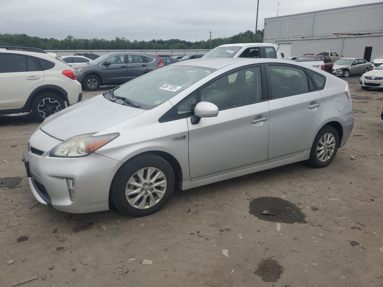 2014 Toyota Prius plug