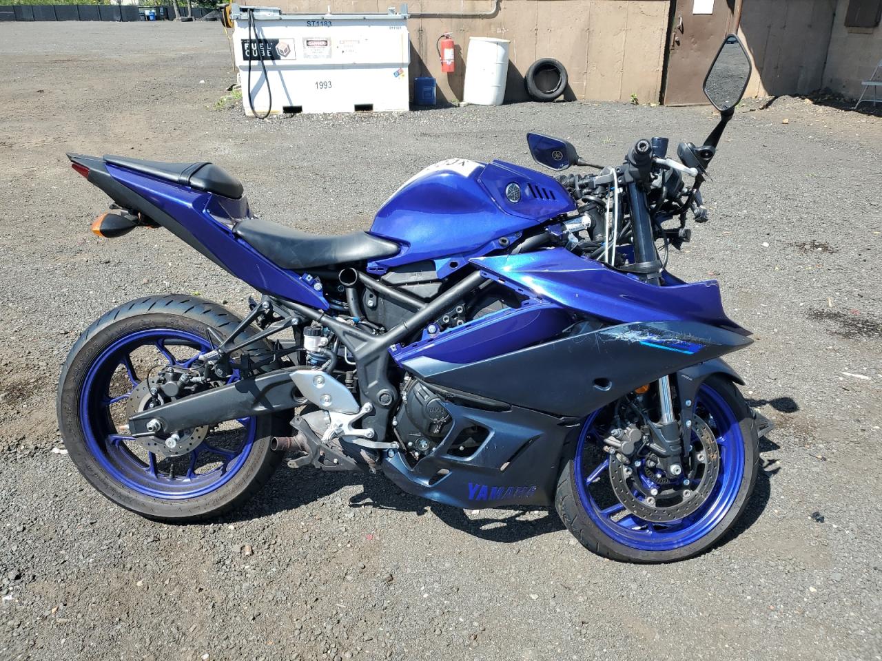 2023 Yamaha Yzfr3