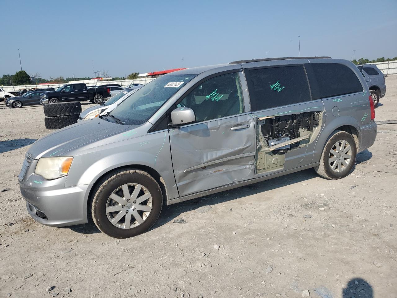 2014 Chrysler Town & country Touring