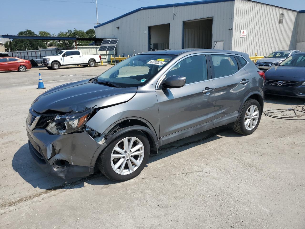 2018 Nissan Rogue spor S