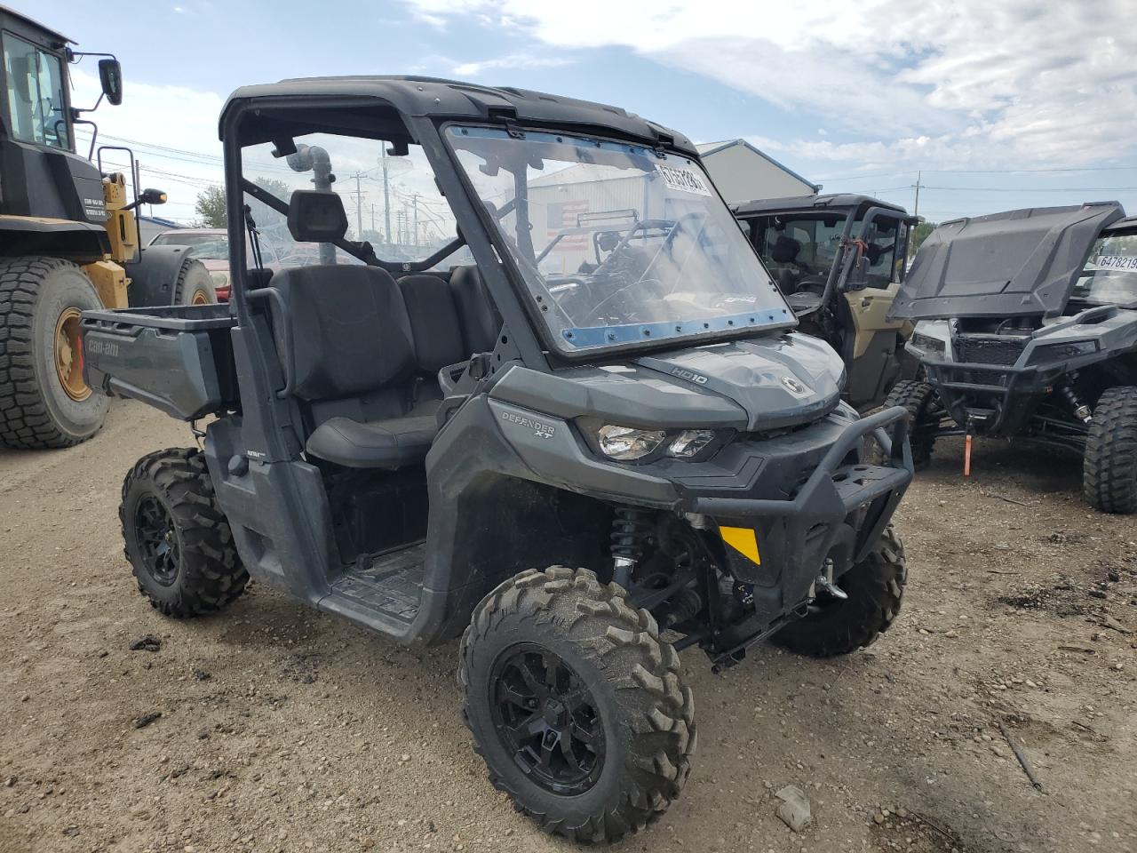 2024 Can-am Defender x XT HD10