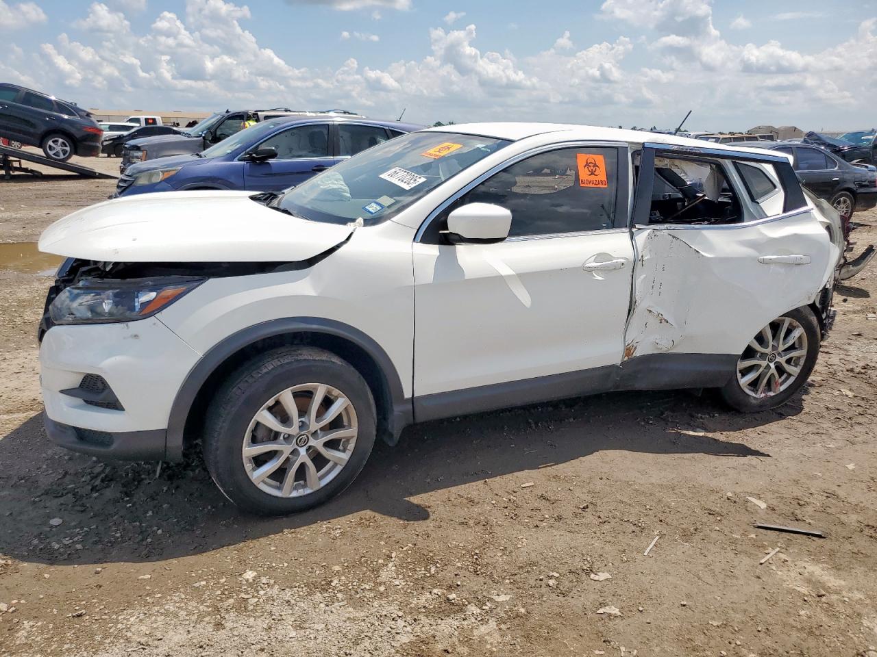 2020 Nissan Rogue sport S