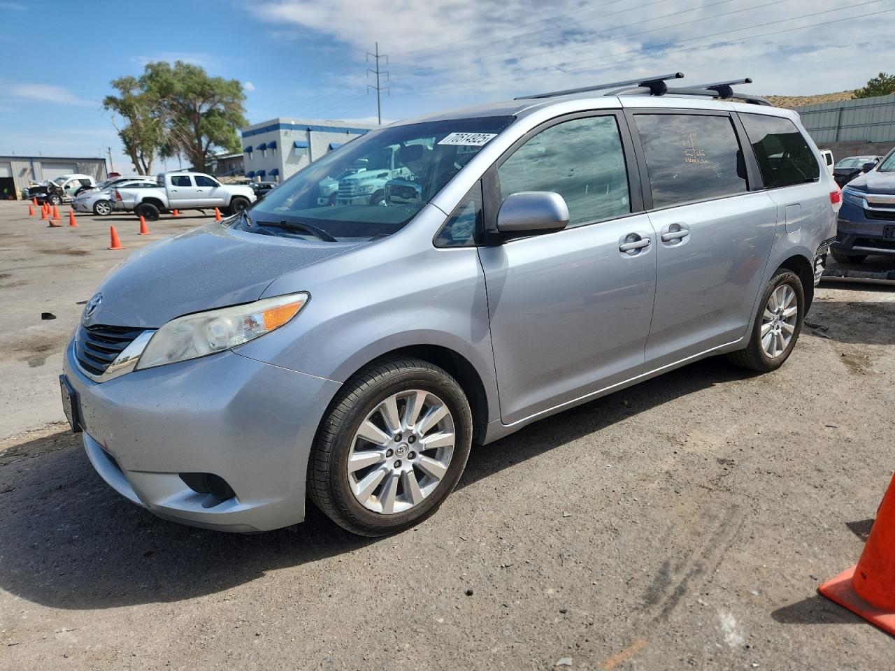 2013 Toyota Sienna le LE