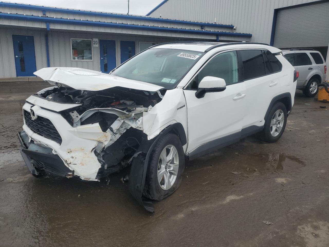 2021 Toyota Rav4 xle XLE