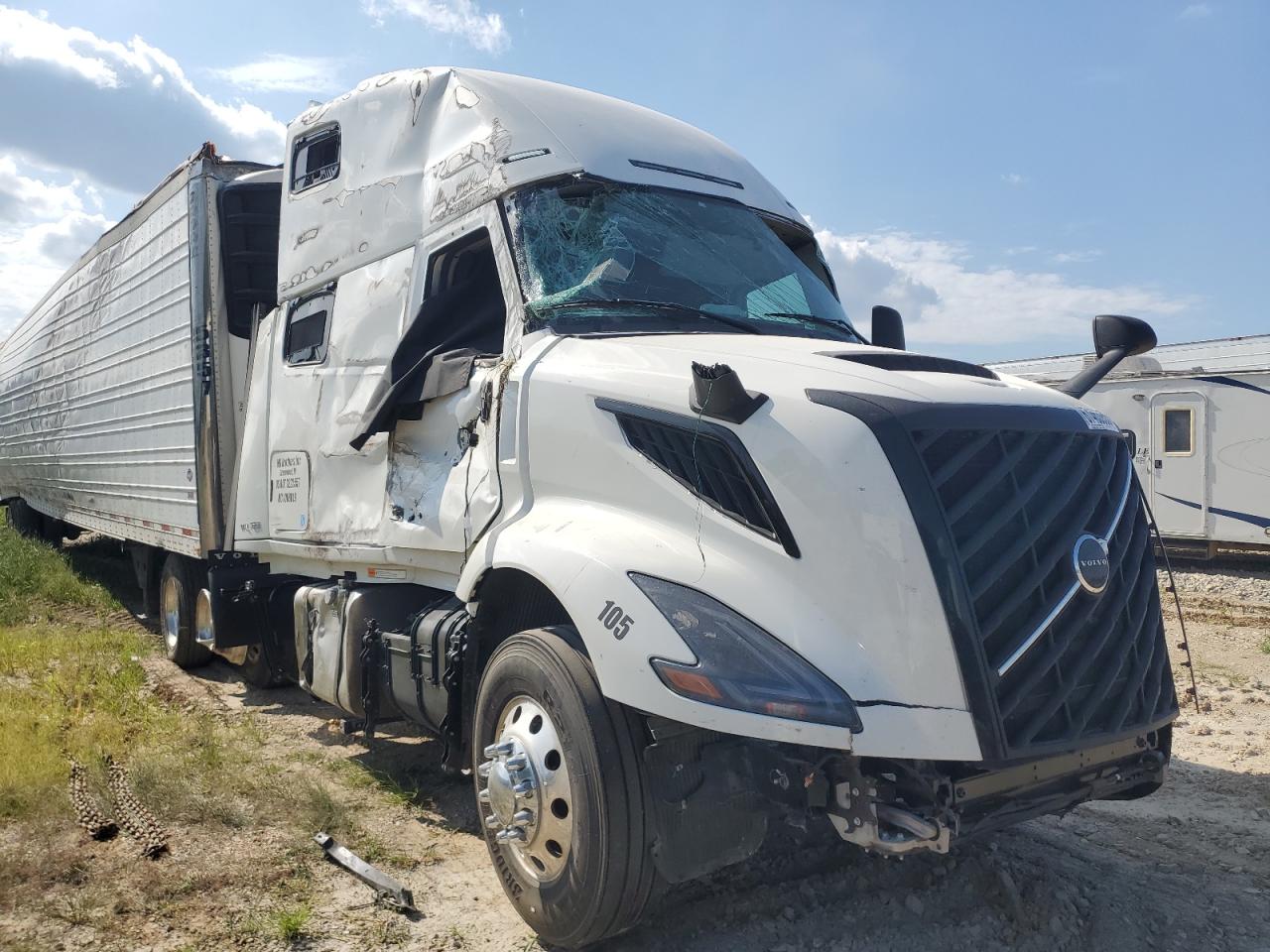 2025 Volvo New vnl