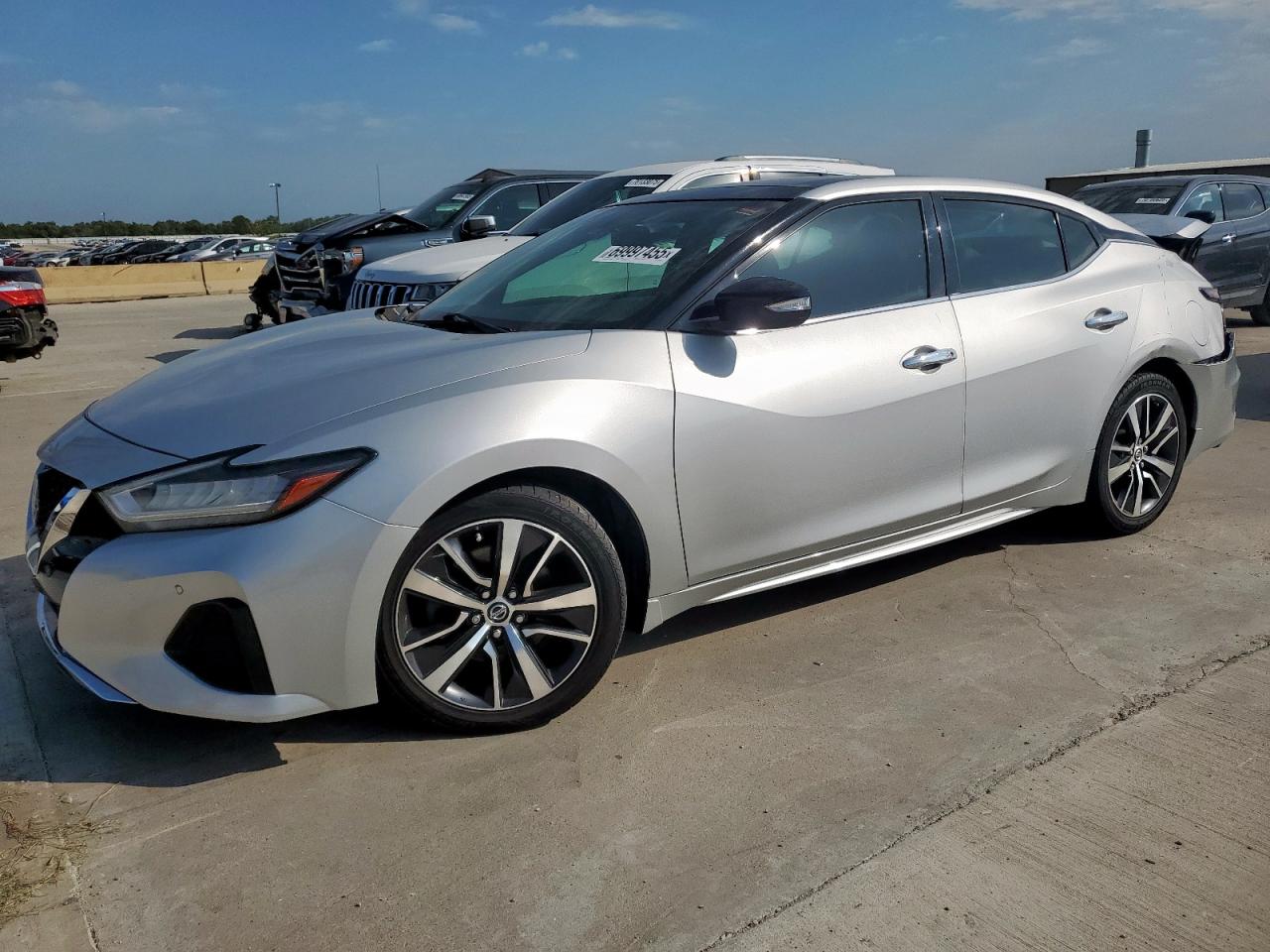2019 Nissan Maxima s S