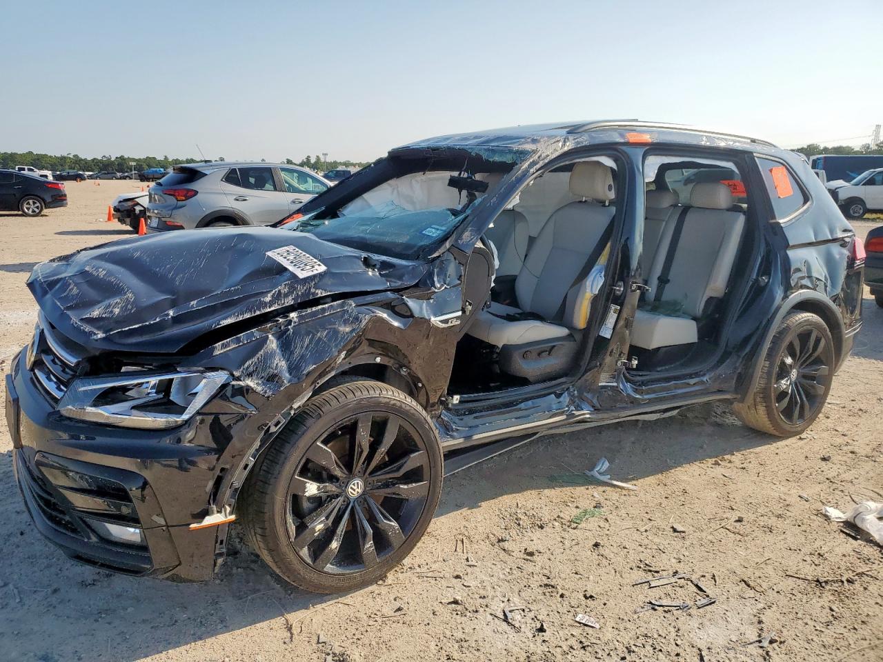 2020 Volkswagen Tiguan se SE