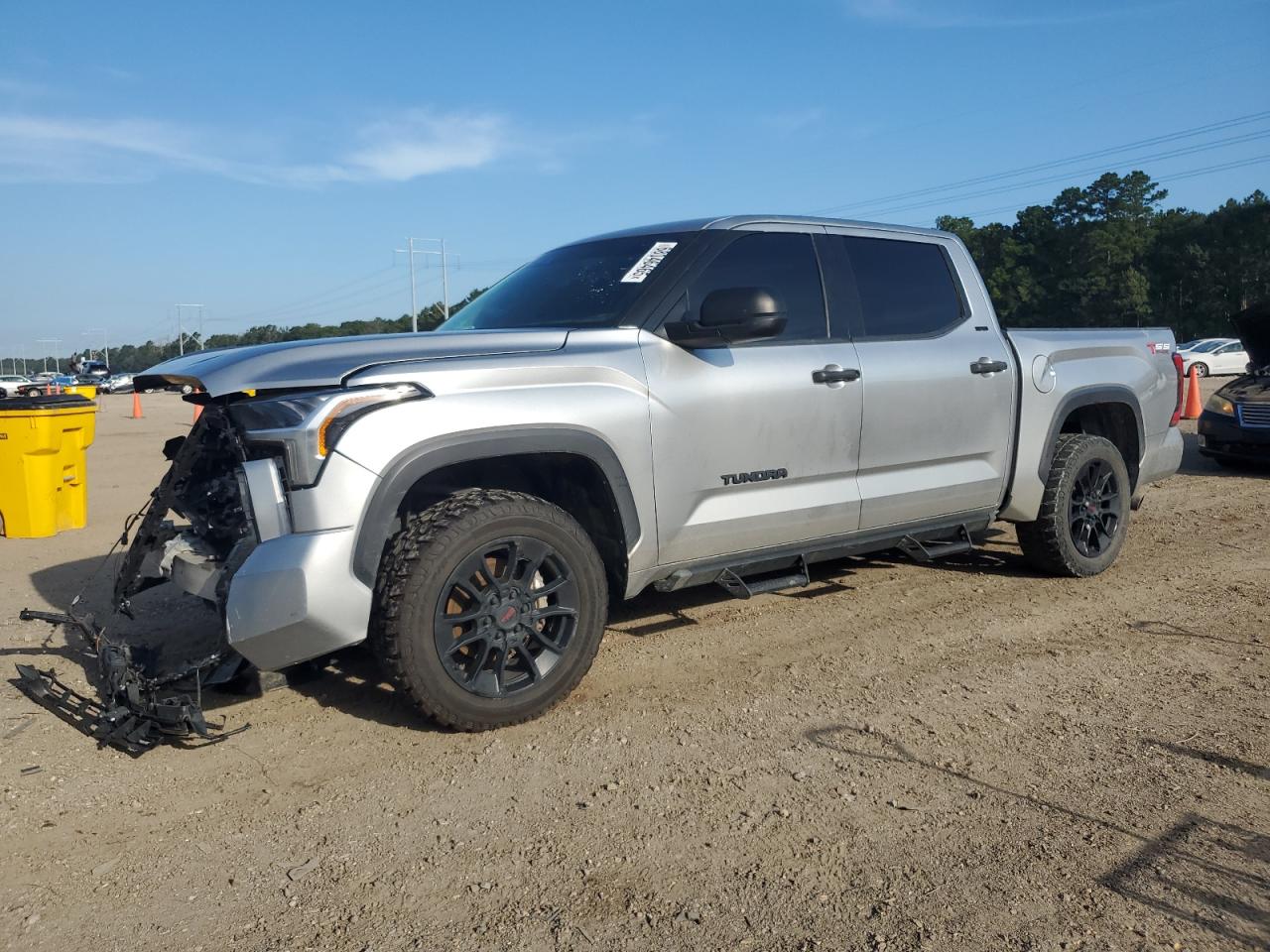 2023 Toyota Tundra cre CREWMAX SR