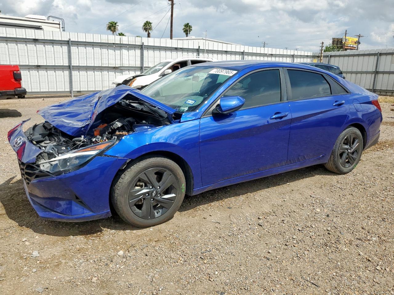 2022 Hyundai Elantra bl BLUE