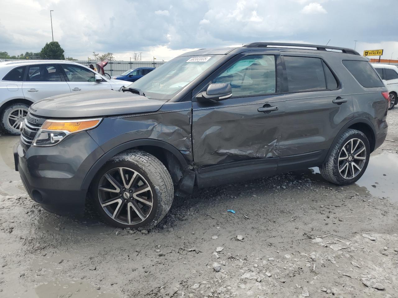 2015 Ford Explorer x XLT