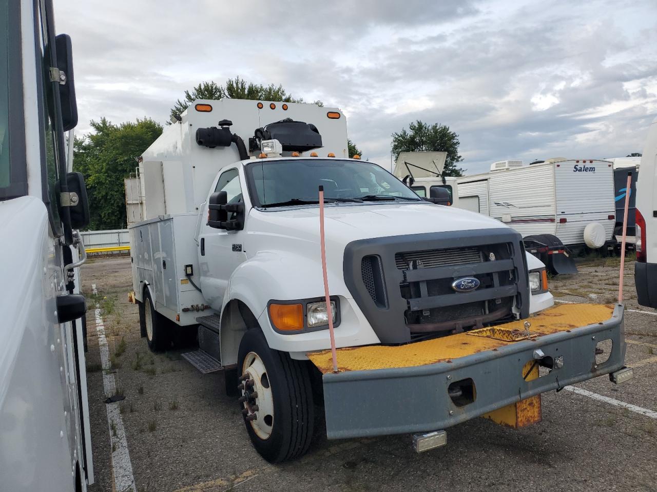 2011 Ford F-750